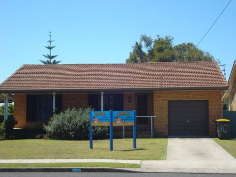 Aunty Mels Dog Friendly Holiday Cottage - Kalgoorlie Accommodation 0