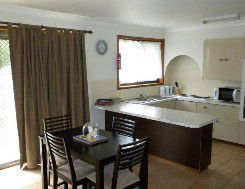 Aunty Mels Dog Friendly Holiday Cottage - Kalgoorlie Accommodation 1