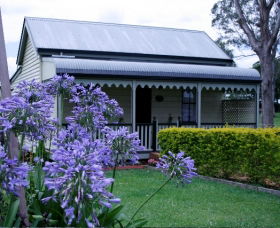 Ivy Cottage - Kalgoorlie Accommodation 1