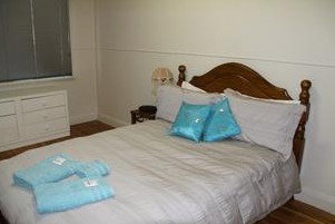 Apartment 1 On Oxide - Kalgoorlie Accommodation 3