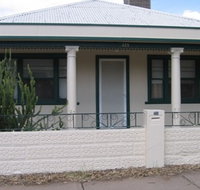 Bettys Cottage - Kalgoorlie Accommodation