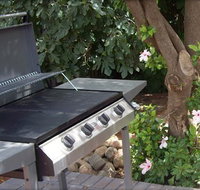 Cheese and Crackers - Kalgoorlie Accommodation