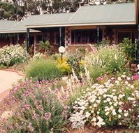 Red Gum Lagoon Cottages - Kalgoorlie Accommodation