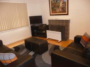 Townhouse Five - Kalgoorlie Accommodation 0