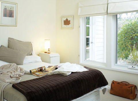 Andreas White House - Kalgoorlie Accommodation 0