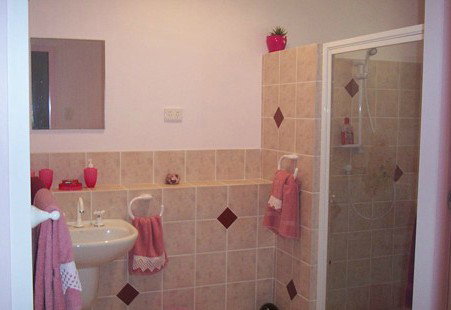 Azalea Cottage - Kalgoorlie Accommodation 1