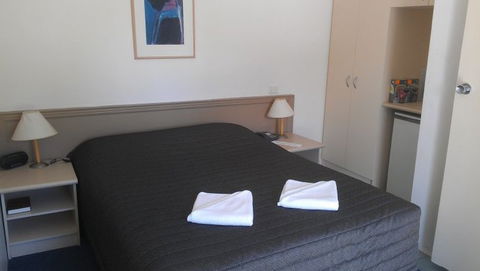 Artesian Spa Motel - Kalgoorlie Accommodation 4