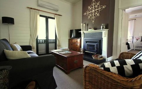 Annie's Folly Boutique Accommodation - Kalgoorlie Accommodation 2