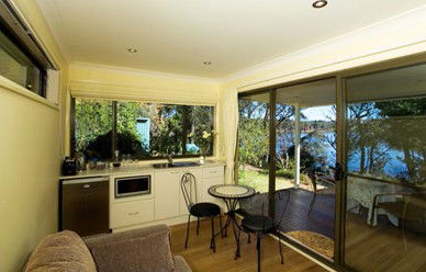 Blue Mountains Lakeside Bed And Breakfast - Kalgoorlie Accommodation 3