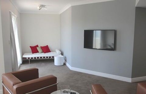 AEA Sydney Airport Serviced Apartments - Kalgoorlie Accommodation 4