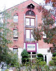 Accommodation In An Historic Warehouse - Kalgoorlie Accommodation 4