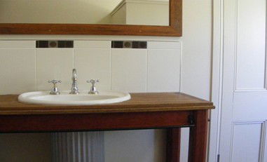 Mallow Cottage - Kalgoorlie Accommodation 1