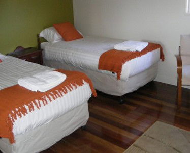 Mallow Cottage - Kalgoorlie Accommodation 2