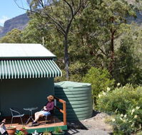 Cave Rock Cottages - Kalgoorlie Accommodation