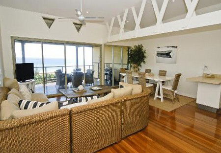 Claytons On Cylinder Beach Front Apartments - Kalgoorlie Accommodation 1