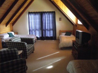 A Little Bit Of Heaven - Holiday Home - Kalgoorlie Accommodation 3