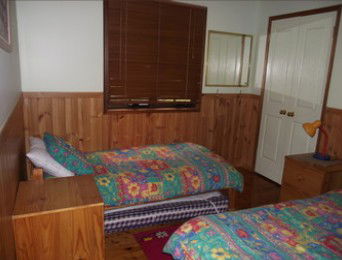 Alpine Lodge - Holiday Home - Kalgoorlie Accommodation 5
