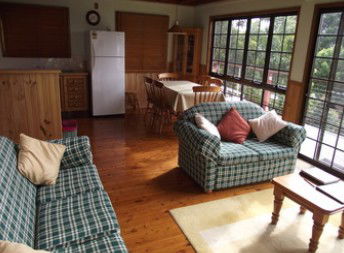 Alpine Lodge - Holiday Home - Kalgoorlie Accommodation 8