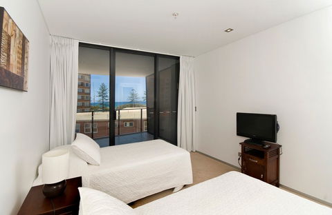 Ambience On Burleigh Beach - Kalgoorlie Accommodation 4
