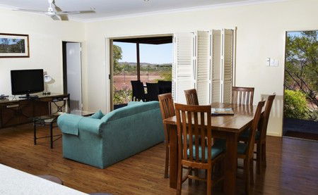 Kimberley Hotel - Kalgoorlie Accommodation 4