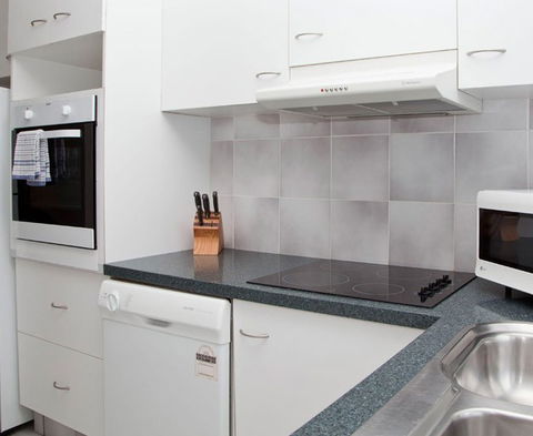 Ambassador Apartments Holiday Units - Kalgoorlie Accommodation 2