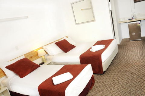 Annalee Motel Beaudesert - Kalgoorlie Accommodation 2