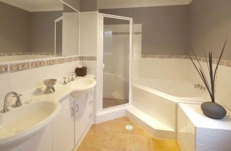 Avon Lodge Bribie Island - Kalgoorlie Accommodation 2