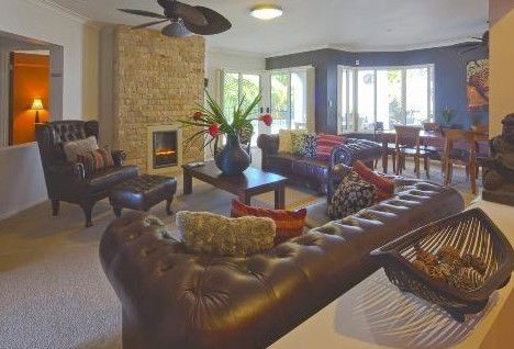 Avon Lodge Bribie Island - Kalgoorlie Accommodation 3