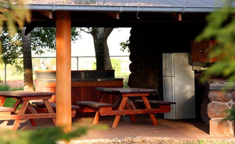 Atherton Holiday Park - Kalgoorlie Accommodation 5