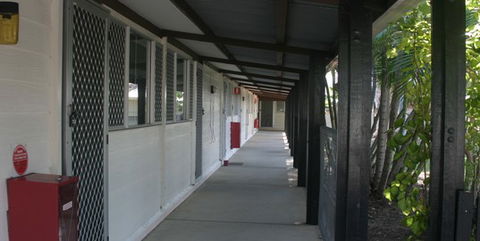 Airport Inn Townsville - Kalgoorlie Accommodation 4