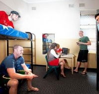 Maze Backpackers And Cb Hotel - Kalgoorlie Accommodation