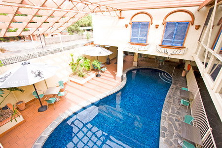 Quality Hotel Tiffins On The Park - Kalgoorlie Accommodation 1
