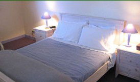 Moniques Bed And Breakfast - Kalgoorlie Accommodation 2