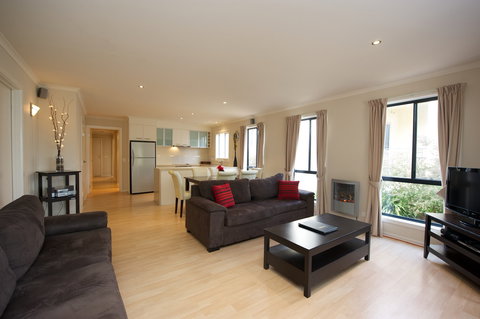 Lake Hume Resort - Kalgoorlie Accommodation 4