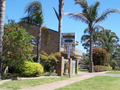 Beachfront Units Merimbula - Kalgoorlie Accommodation 0