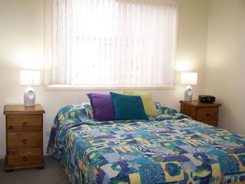 Beachfront Units Merimbula - Kalgoorlie Accommodation 4