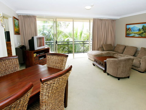 Paradise Island Resort - Kalgoorlie Accommodation 1