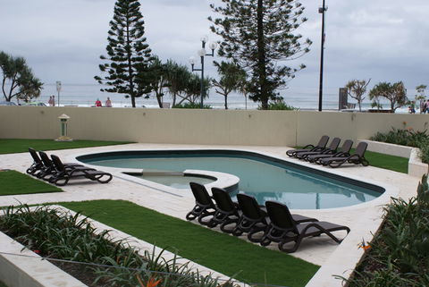 Zenith Apartments - Kalgoorlie Accommodation 3
