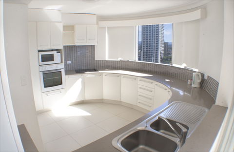 Zenith Apartments - Kalgoorlie Accommodation 7