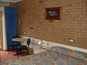 Bogong Moth Motel - Kalgoorlie Accommodation 0