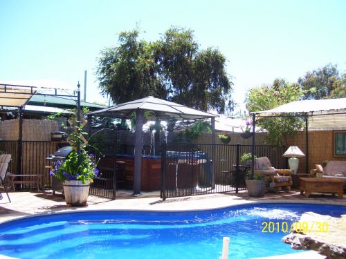 Tara ACT Kalgoorlie Accommodation