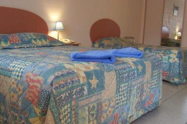 Twin Pines Motel - Kalgoorlie Accommodation 2