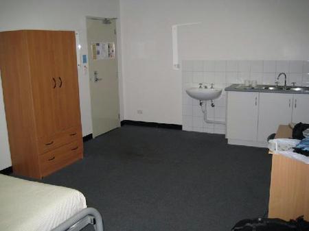 Adelaide Central YHA - Kalgoorlie Accommodation 5