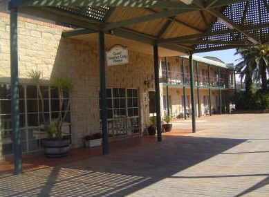 Mulwala Paradise Palms Motel - Kalgoorlie Accommodation 1