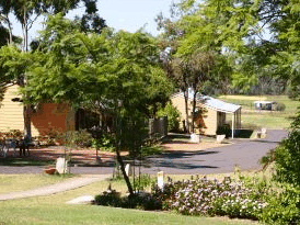 Helidon Natural Springs Spa Resort Motel - Kalgoorlie Accommodation
