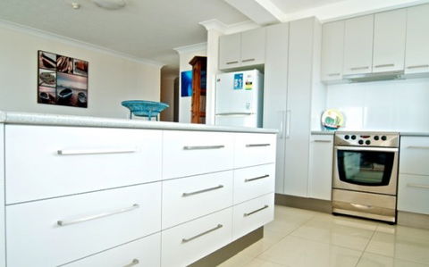 SURFERS CHALET HOLIDAY APARTMENTS - Kalgoorlie Accommodation 3