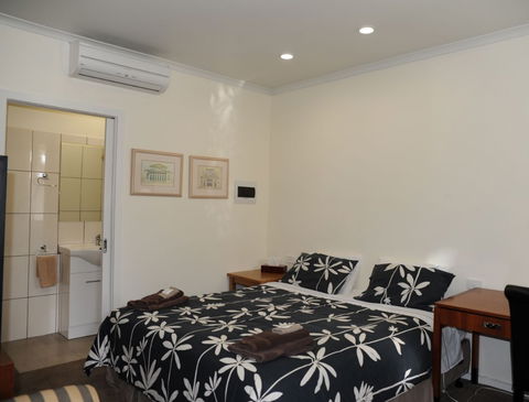 Norwood House Motel & Reception Centre - Kalgoorlie Accommodation 3