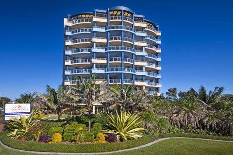 Beaches International - Kalgoorlie Accommodation 0