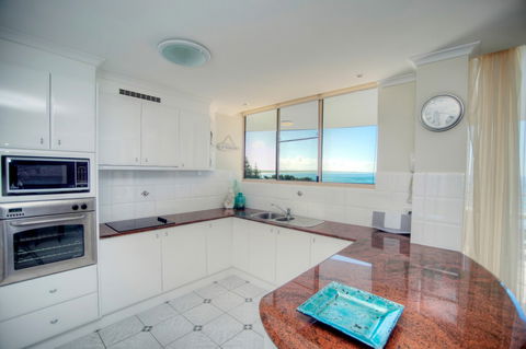 Beaches International - Kalgoorlie Accommodation 3