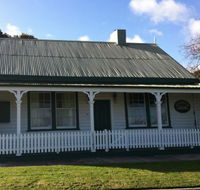 Ben Hyron's Cottage - Kalgoorlie Accommodation